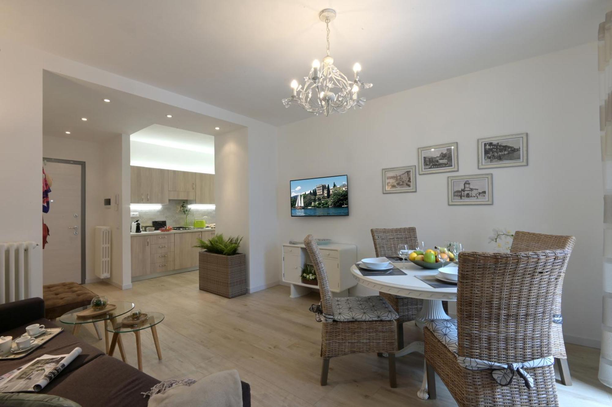Cavour Apartments Salò Zewnętrze zdjęcie