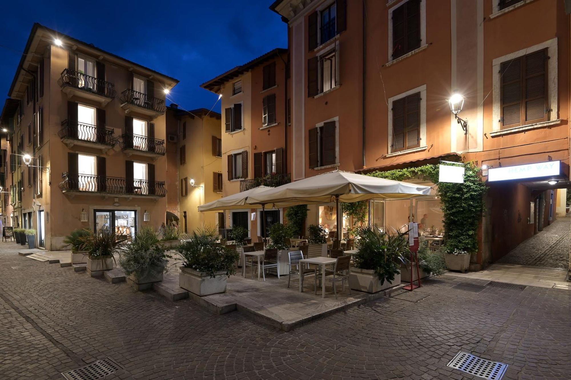 Cavour Apartments Salò Zewnętrze zdjęcie