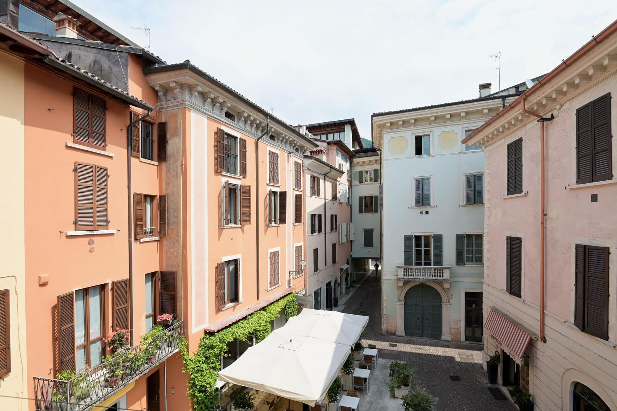 Cavour Apartments Salò Zewnętrze zdjęcie