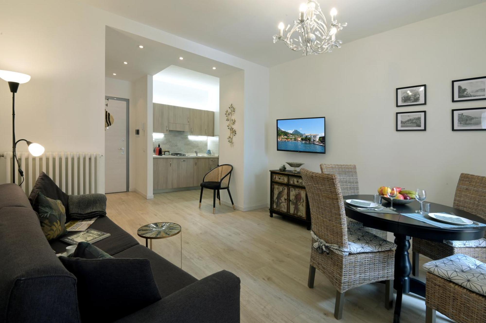 Cavour Apartments Salò Zewnętrze zdjęcie