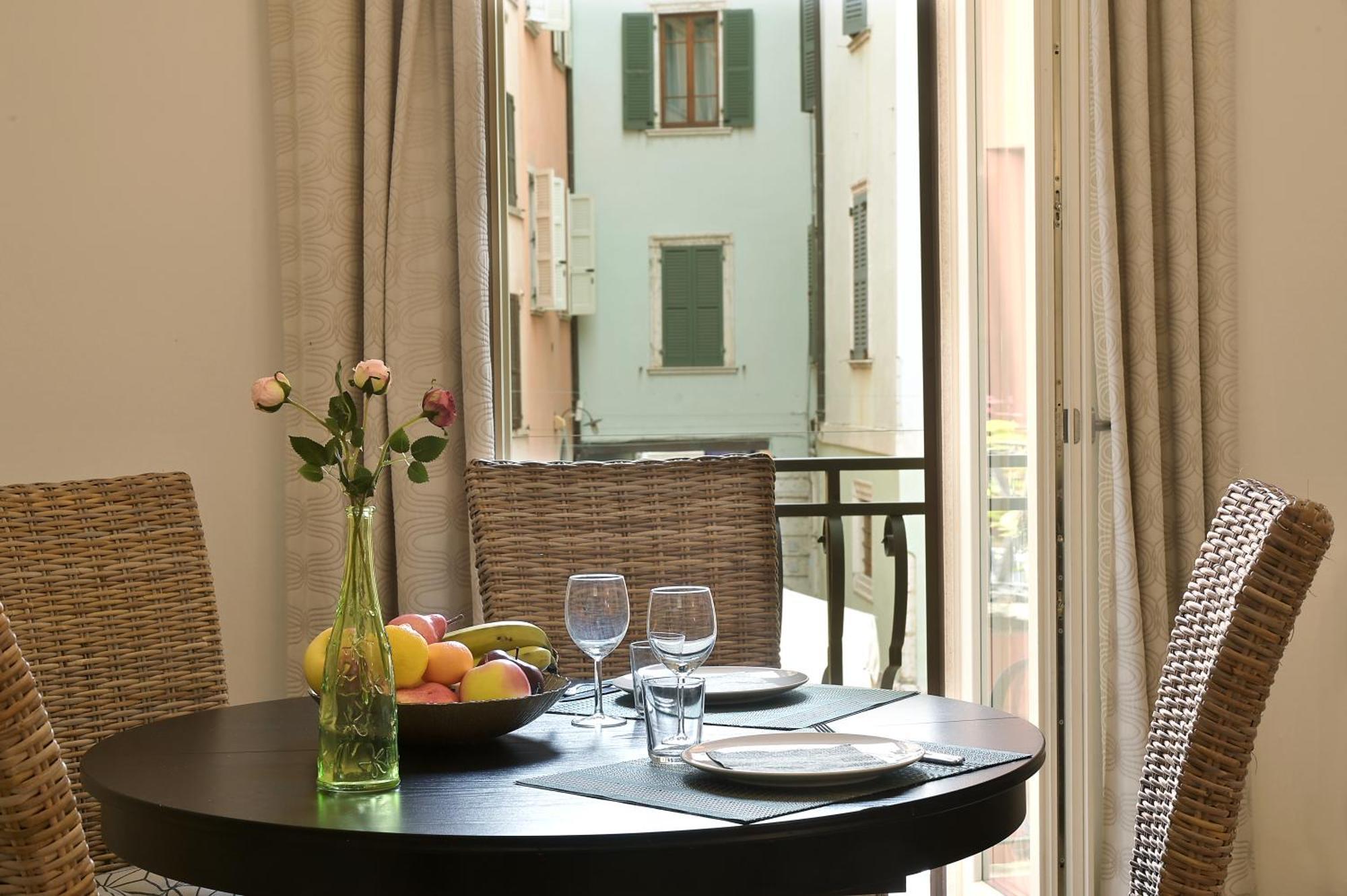 Cavour Apartments Salò Zewnętrze zdjęcie